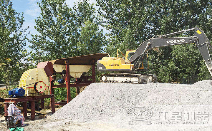 可一次成型的日產(chǎn)3千方沙的石子生產(chǎn)線現(xiàn)場(chǎng)投資少，早賺錢(qián)