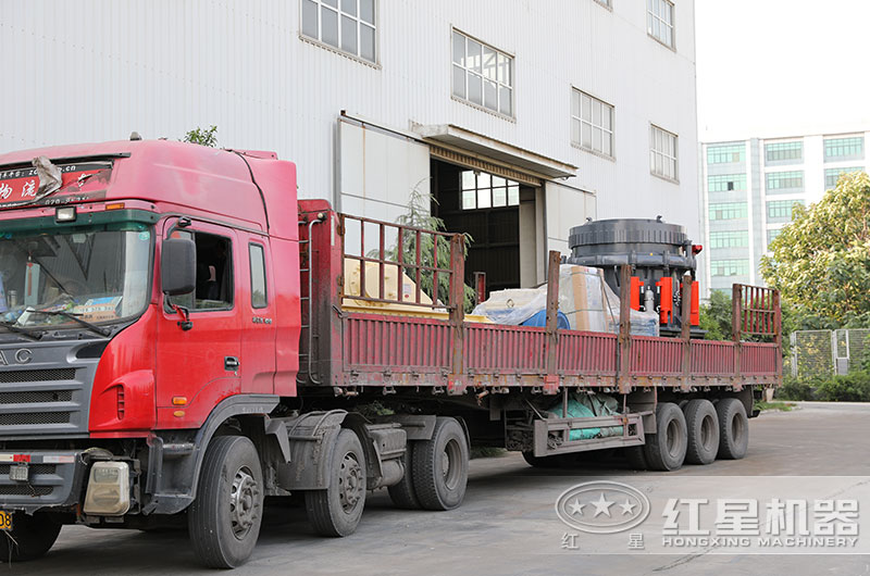 河卵石生產(chǎn)線設(shè)備發(fā)貨現(xiàn)場(chǎng)圖 河卵石生產(chǎn)線設(shè)備發(fā)貨現(xiàn)場(chǎng)圖